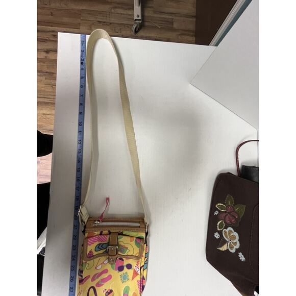 Lily Bloom Crossbody Purse Yellow Beach Days print Adjustable Recycled Pockets - Picture 12 of 15